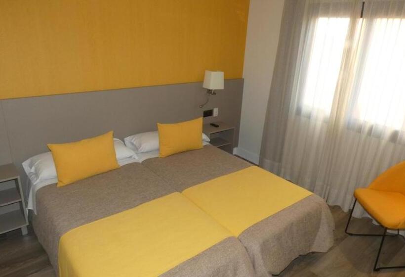 اتاق استاندارد, Zeus