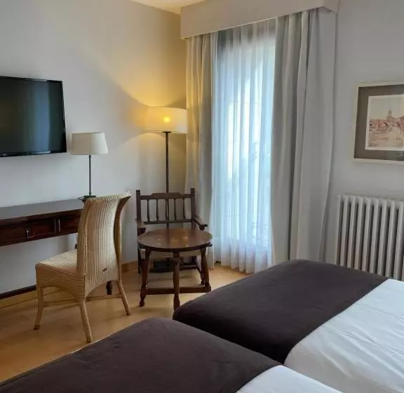 スタンダードルーム, Parador De Puebla De Sanabria