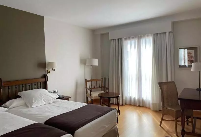 スタンダードルーム, Parador De Puebla De Sanabria