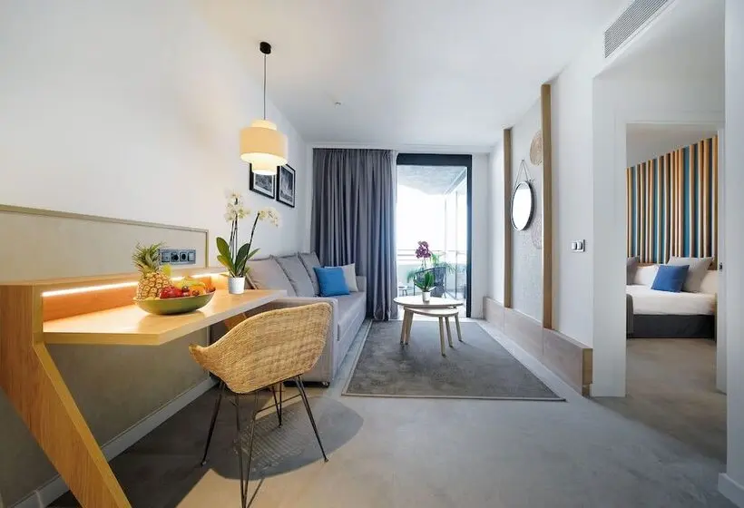 スイート, Hovima Suites Costa Adeje
