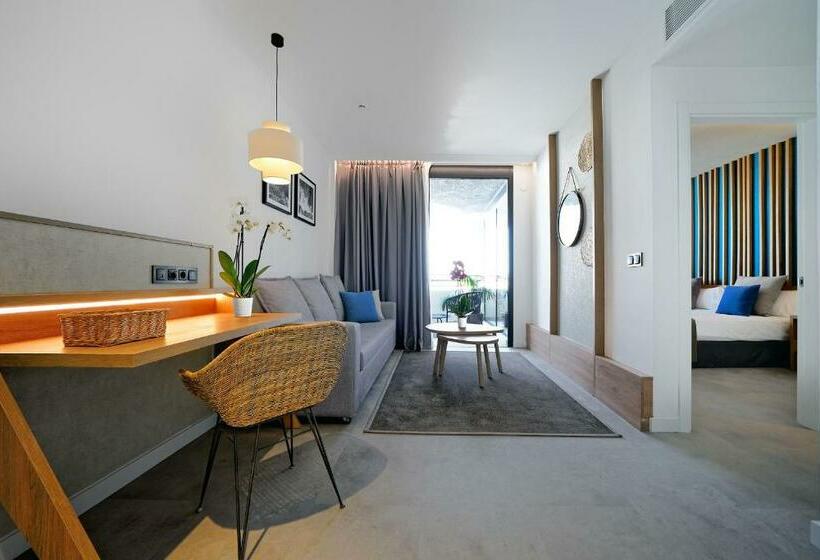 جناح, Labranda Suites Costa Adeje