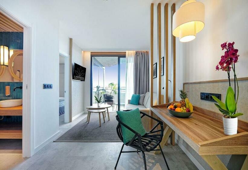 جناح عائلي, Labranda Suites Costa Adeje