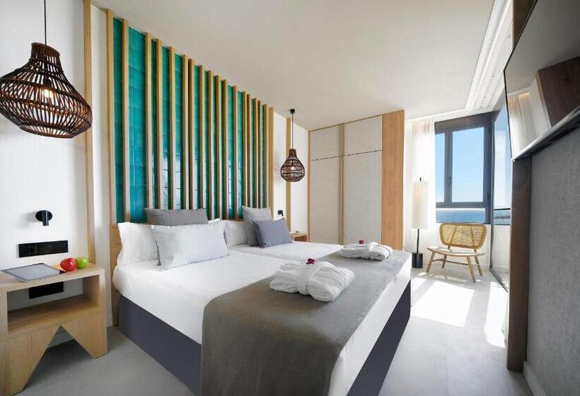 جناح عائلي, Labranda Suites Costa Adeje