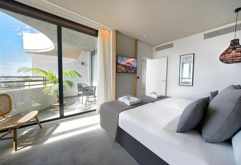 جناح عائلي, Labranda Suites Costa Adeje