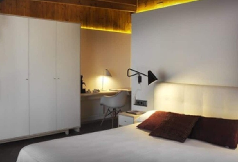 סוויטה עם בריכה, Montsant