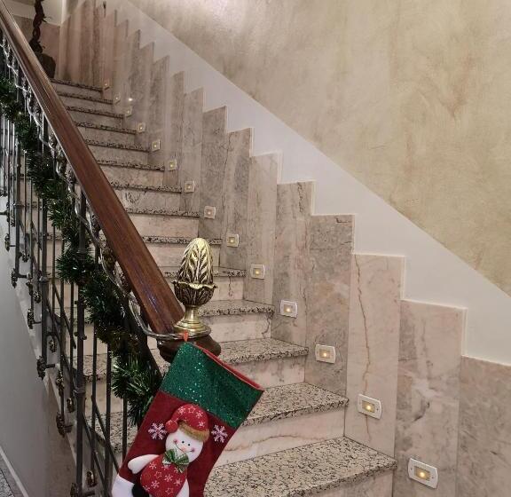 غرفة أساسية ثلاثية, Hostal Plaza