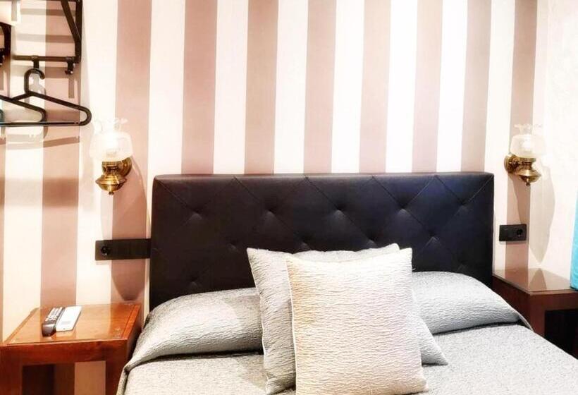 غرفة قياسية فردية, Hostal Plaza