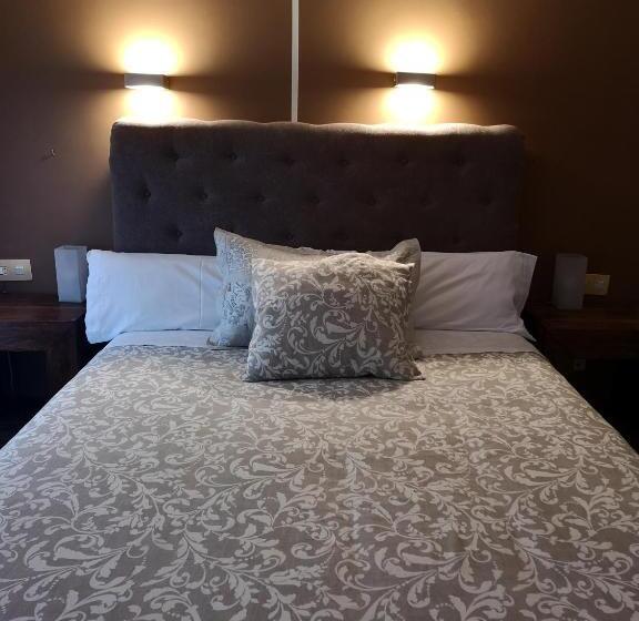 غرفة ديلوكس مطلة على المدينة, Hostal Plaza