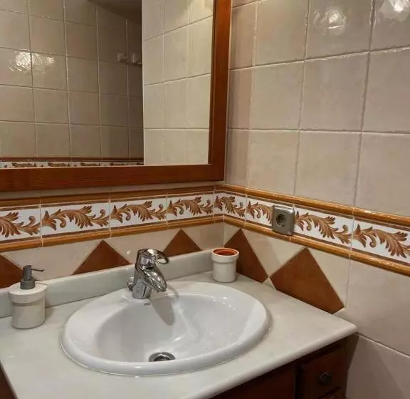 آپارتمان 1 خوابه همکف, Hostal Plaza