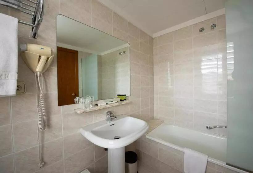 Habitación Estándar, Borrell