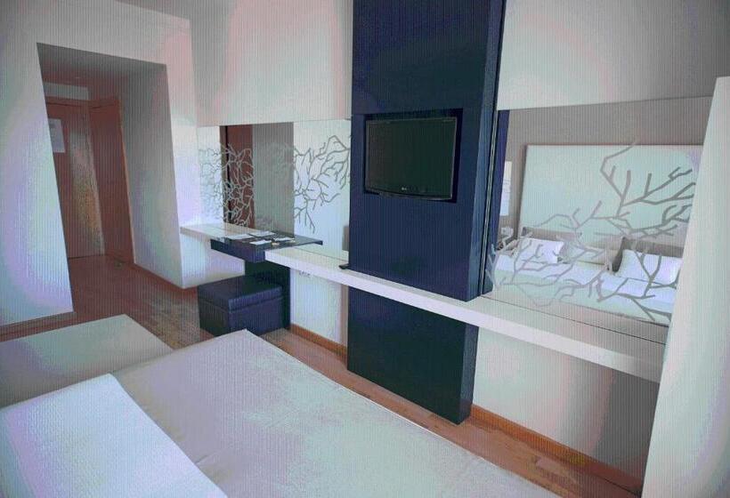 带海景的标准房, Canyelles Platja