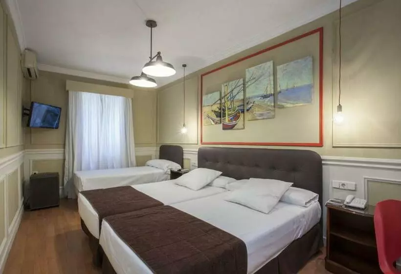 اتاق استاندارد سه نفره, Olympia Consul Del Mar