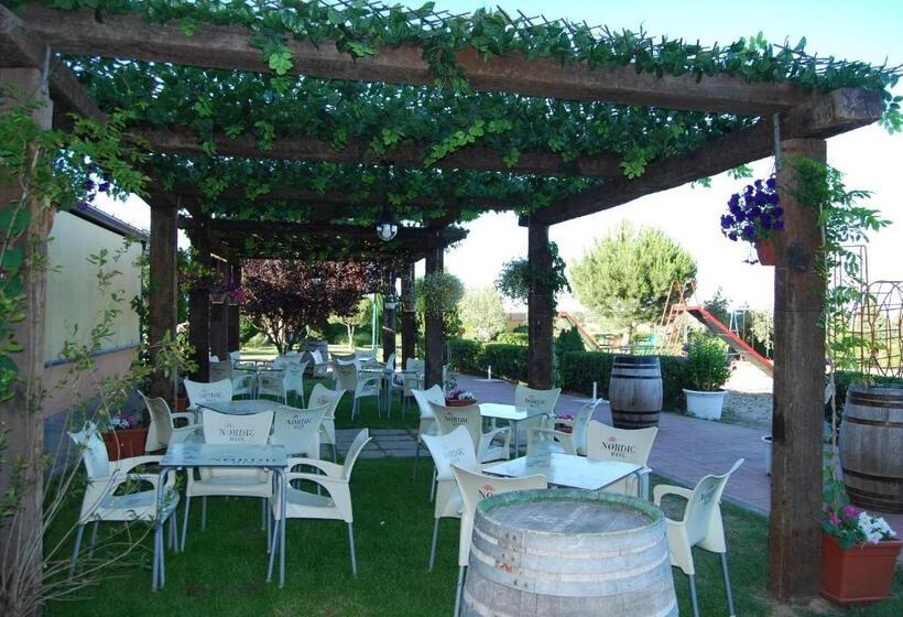 标准单人间, Cuatro Calzadas