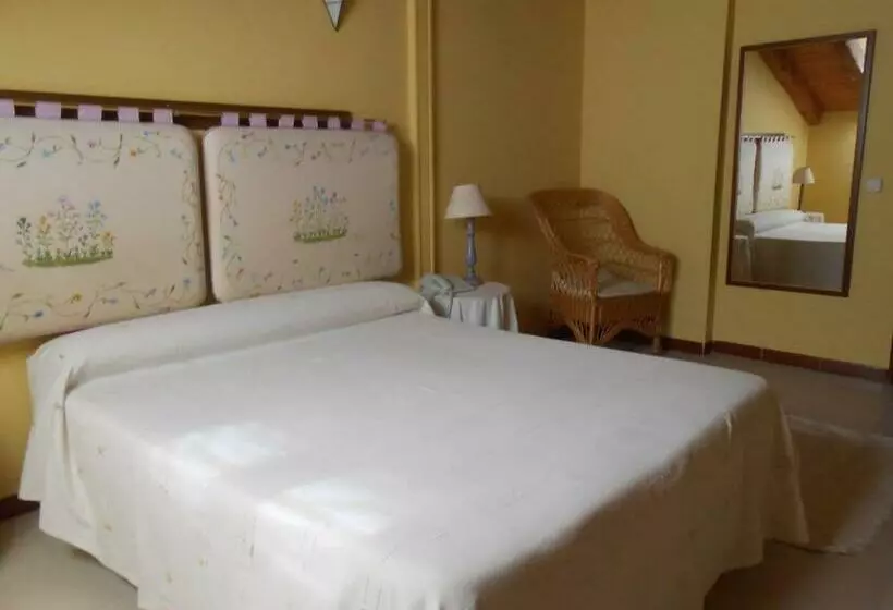 スタンダードルーム, Hostal Burgos