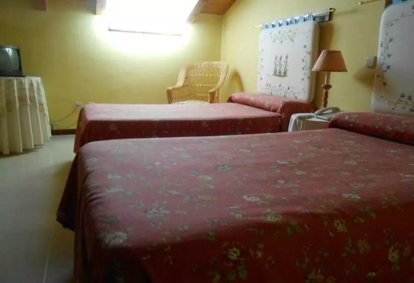 スタンダードルーム, Hostal Burgos