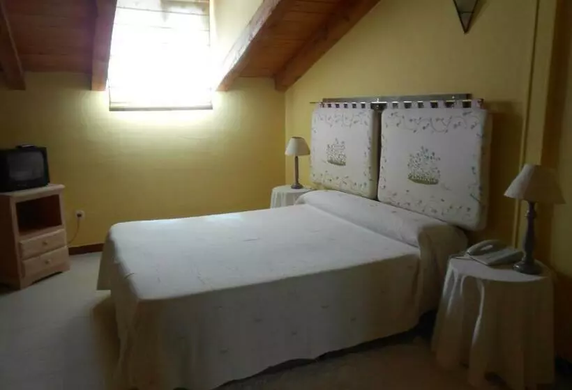 スタンダードルーム, Hostal Burgos