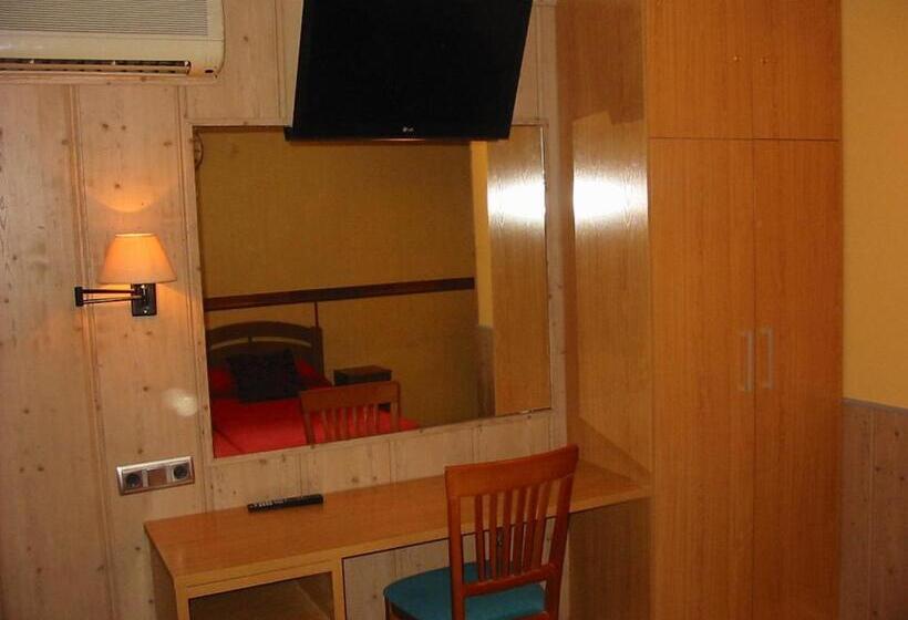 Номер Стандарт, Hostal El Carmen