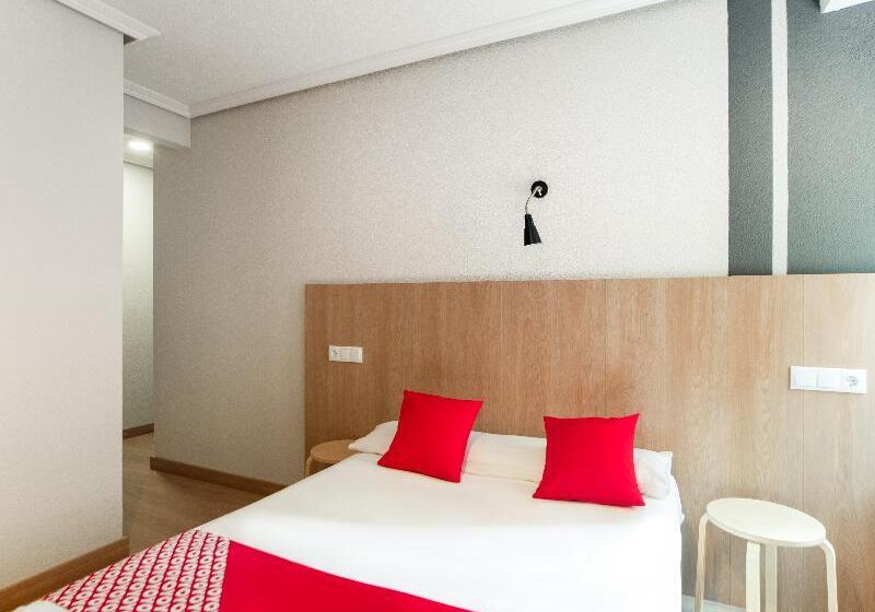غرفة قياسية, Hostal Uría