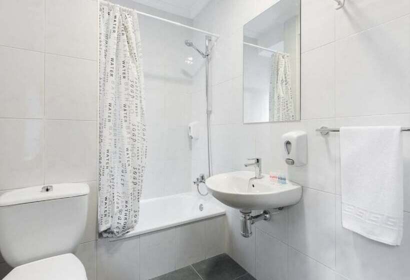 غرفة قياسية, Hostal Uría