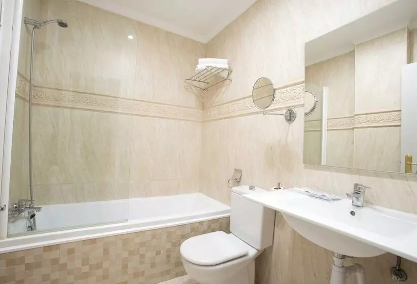 اتاق استاندارد چهار تخته, Olympia Consul Del Mar