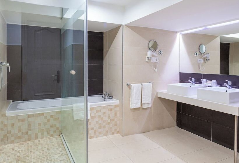 Четырехместный Номер Стандарт, Olympia Consul Del Mar