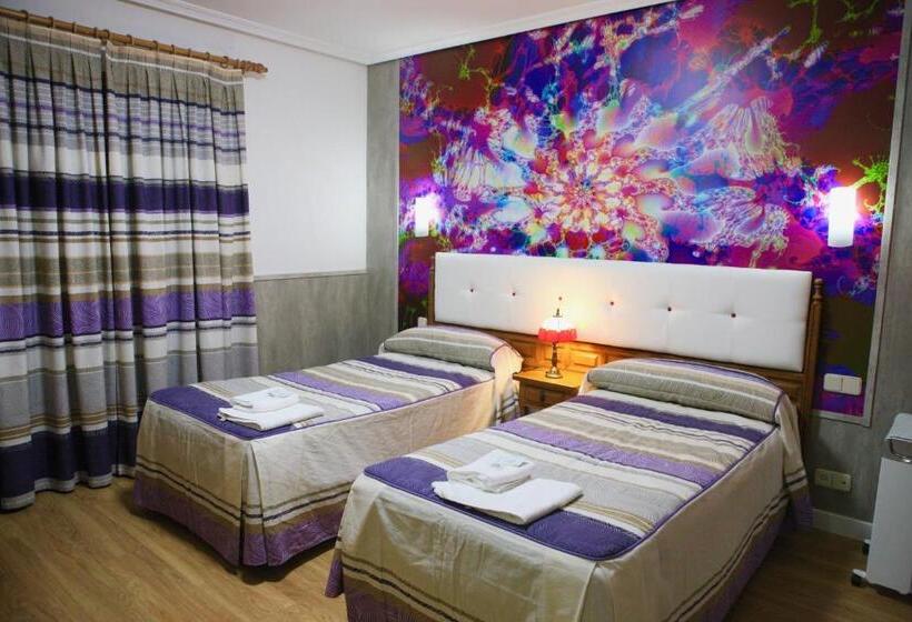 חדר סטנדרט, Plaza