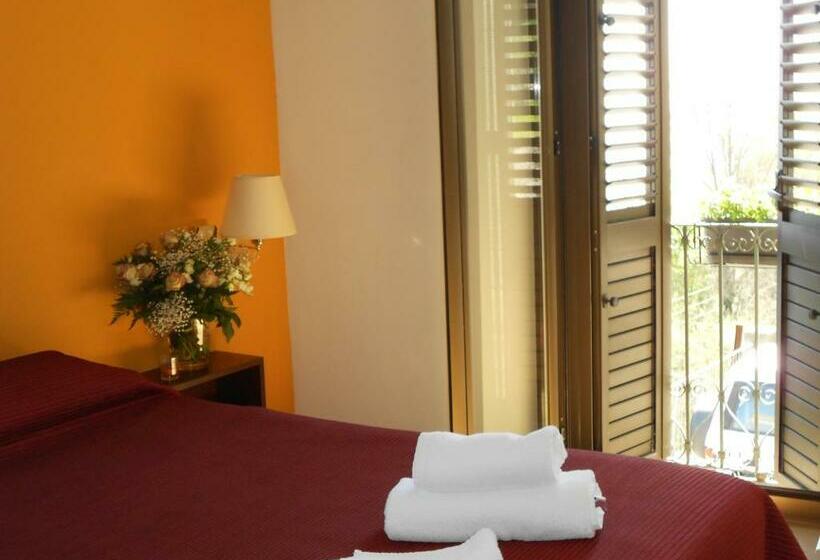 Номер Стандарт, Santuari De La Salut De Sant Feliu De Pallerols