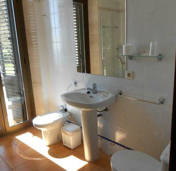 Номер Стандарт, Santuari De La Salut De Sant Feliu De Pallerols