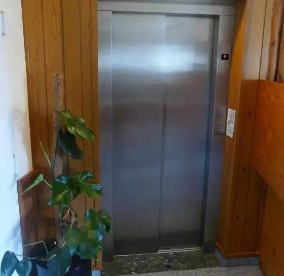 Quarto Standard Individual para Deficientes, Vilobi