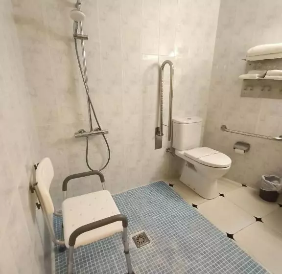 Quarto Standard Individual para Deficientes, Vilobi