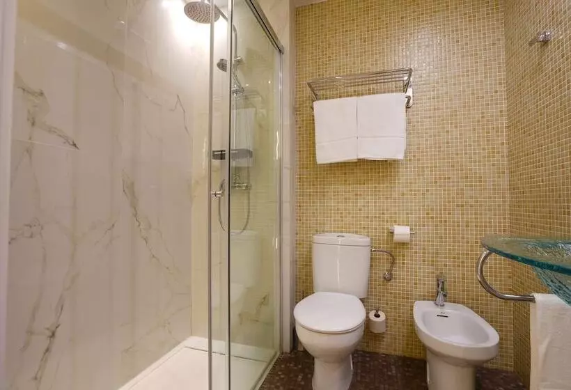 Superior Room with Terrace, Windsor Tossa   Adults Only 16