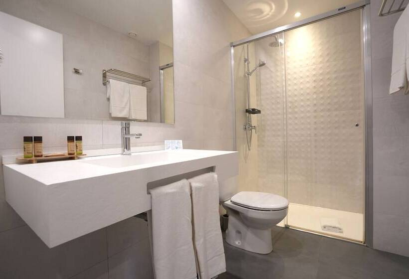 패밀리 룸, Windsor Tossa   Adults Only 16