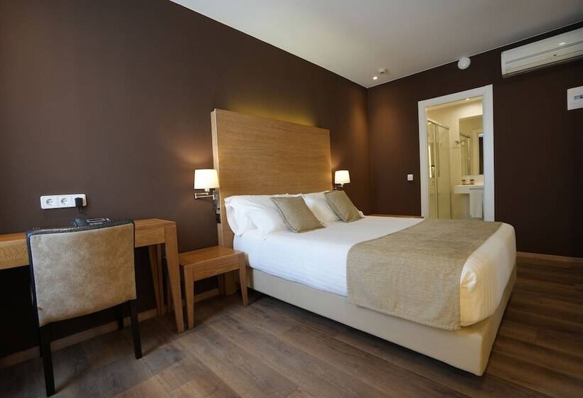 패밀리 룸, Windsor Tossa   Adults Only 16