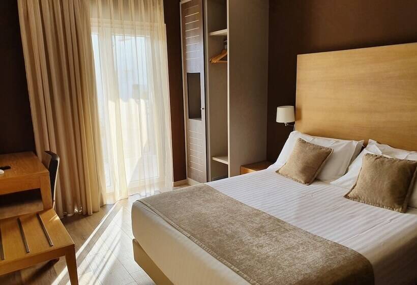 패밀리 룸, Windsor Tossa   Adults Only 16