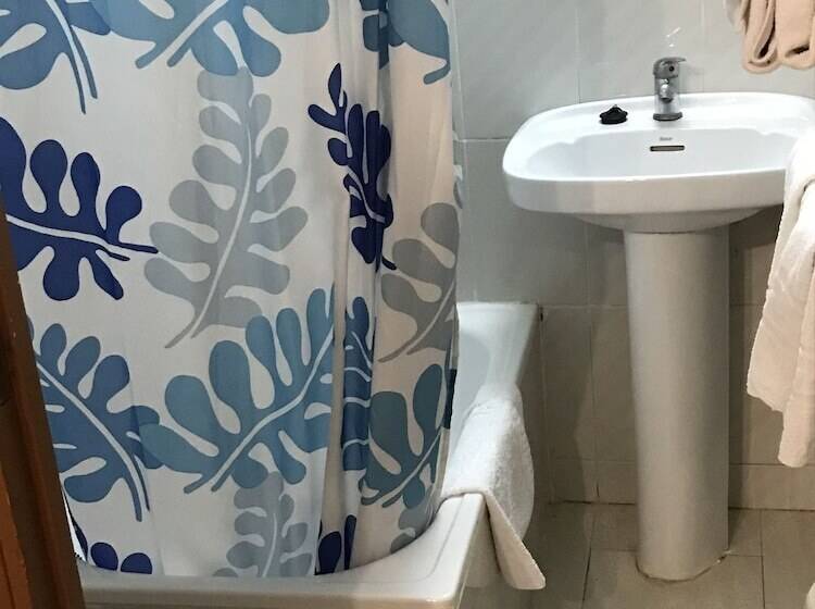 Номер Стандарт, Pensión Venecia