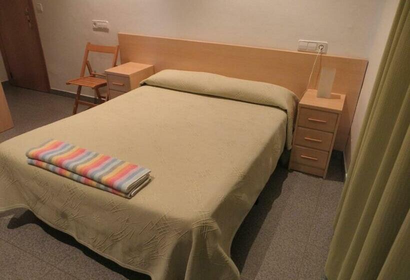 اتاق استاندارد با بالکن, Hostal L'alba