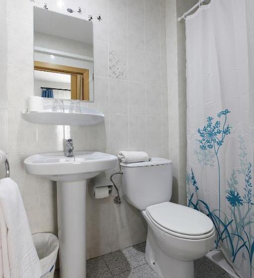 اتاق استاندارد با بالکن, Hostal L'alba