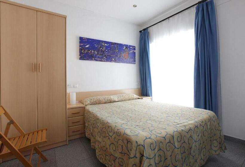 标准间带阳台, Hostal L'alba