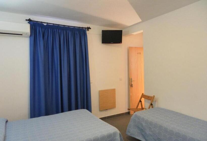家庭间, Hostal L'alba