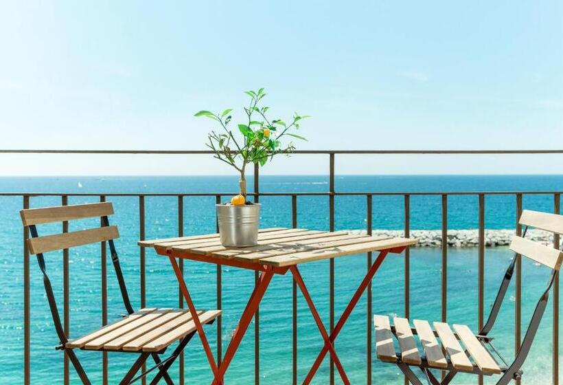 Номер Deluxe Вид на Море с Балконом, Hostal Olga