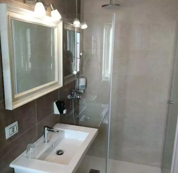 Chambre Standard, Bruselas