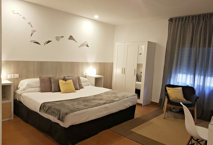 اتاق لوکس با وان آب گرم, Campomar Playa