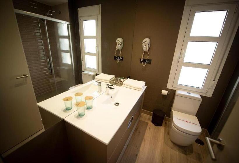 스탠다드 룸 풀장 전망, Diufain