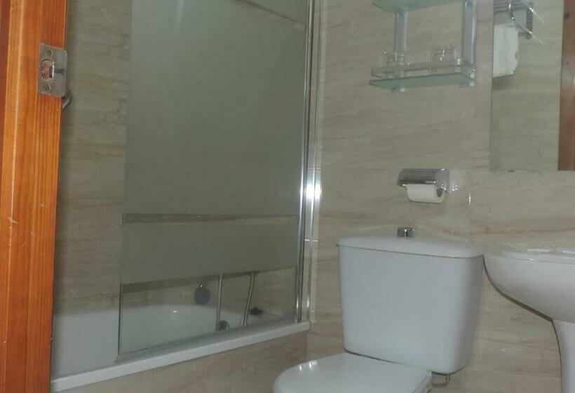 스탠다드 발코니 룸, Hostal Bahia
