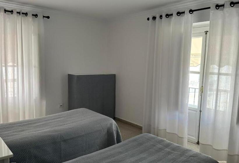 Quarto Estandar, Hostal Bahia