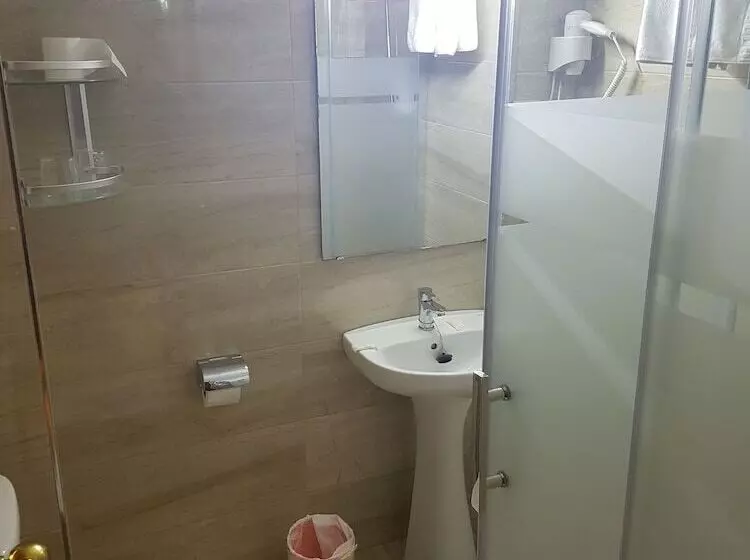 Camera Standard, Hostal Bahia