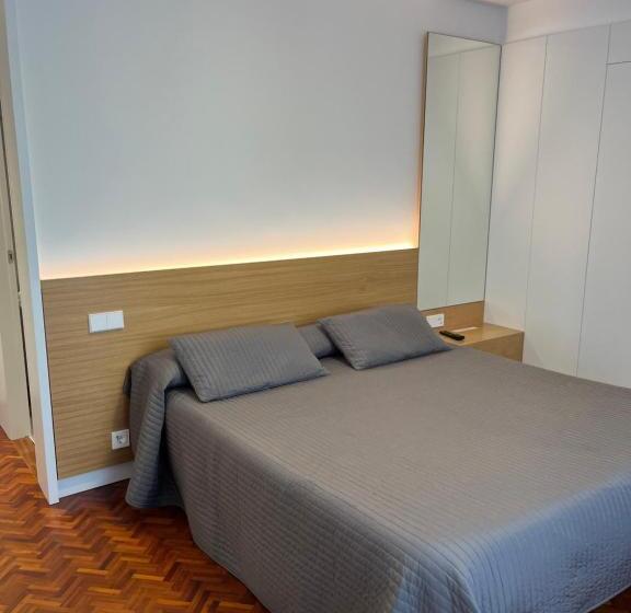 חדר דלוקס, Hostal Charo Ii