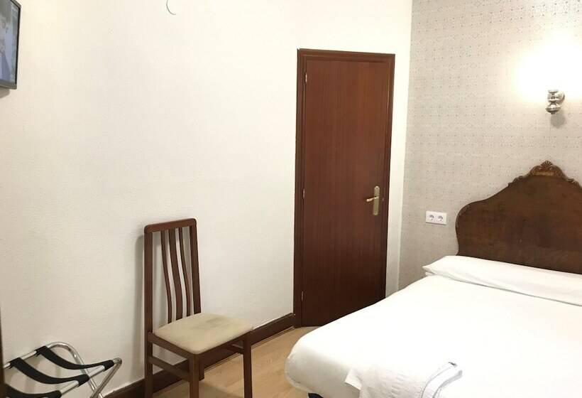 标准三人间, Hostal La Mexicana