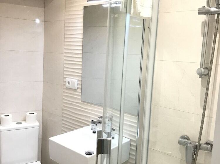 带城市景观的标准间, Hostal La Mexicana