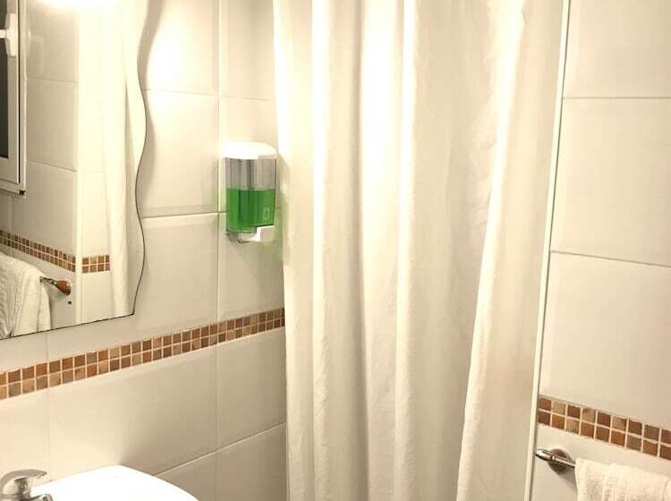 带城市景观的标准间, Hostal La Mexicana